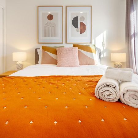 Gorgeous In Green - 2 Bed Central Oasis W/King Bed Christchurch Extérieur photo