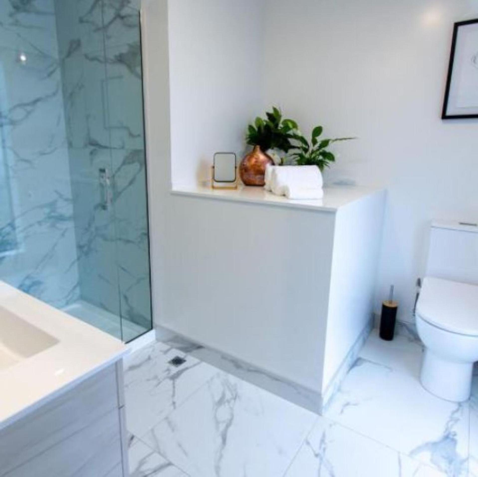 Gorgeous In Green - 2 Bed Central Oasis W/King Bed Christchurch Extérieur photo