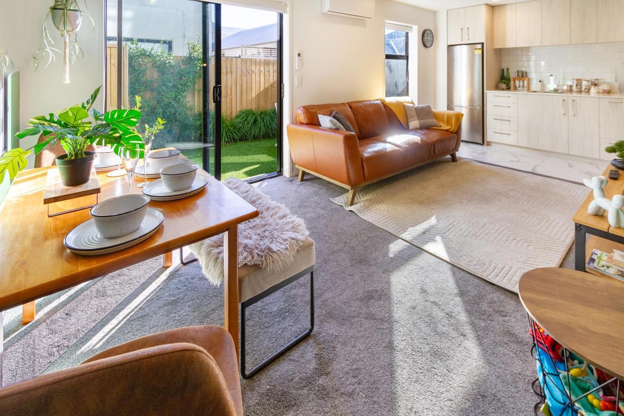 Gorgeous In Green - 2 Bed Central Oasis W/King Bed Christchurch Extérieur photo