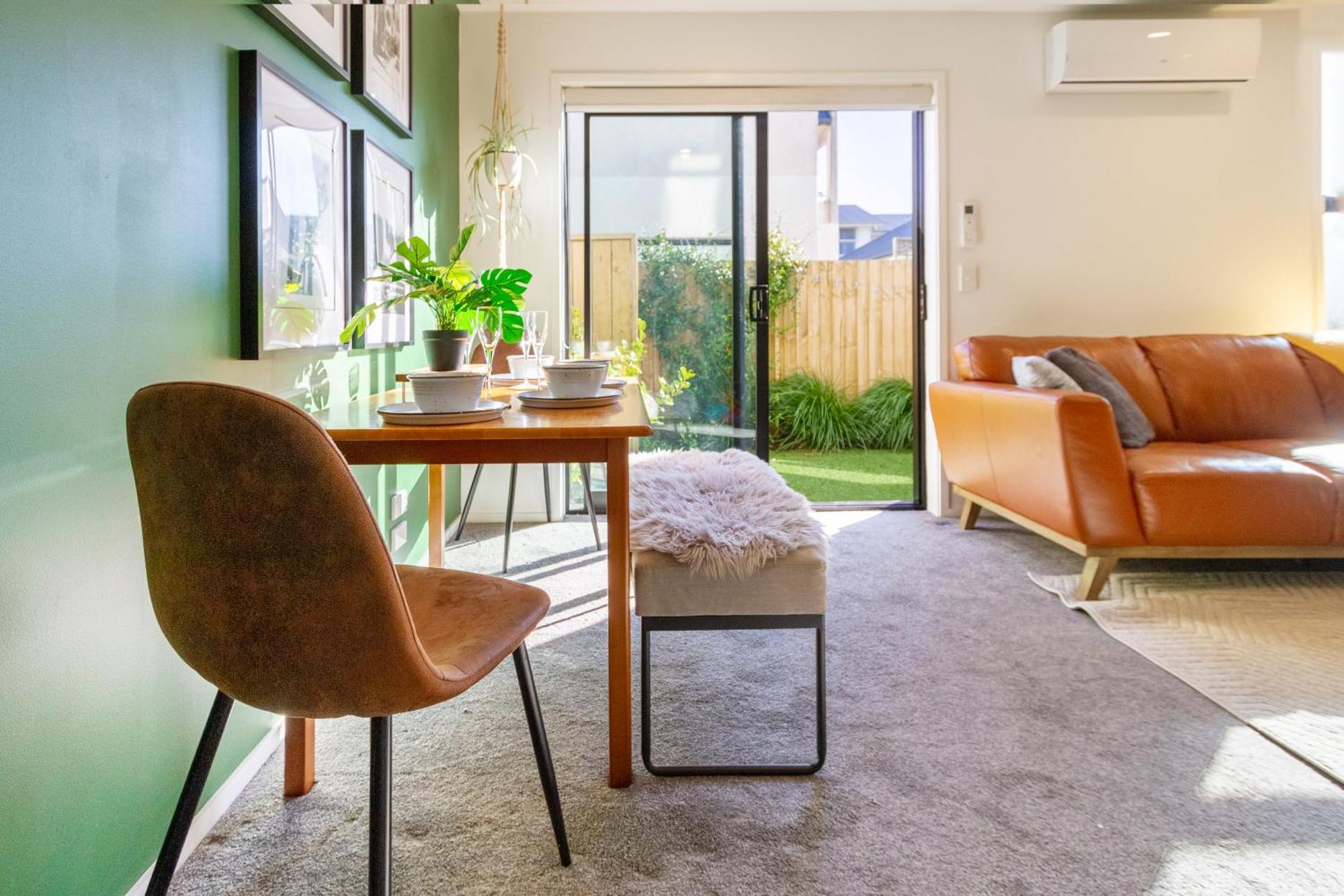 Gorgeous In Green - 2 Bed Central Oasis W/King Bed Christchurch Extérieur photo